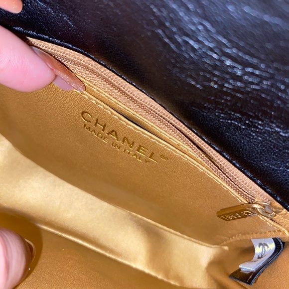 Fashion Elegant Black Quilted Pearl Crush Mini Crossbody with Gold Mono Accents - Picture 11 of 14